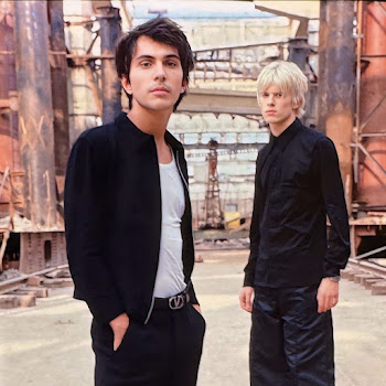 Амега Убегаю (Feat. Алексей Романоф) Скачать mp3