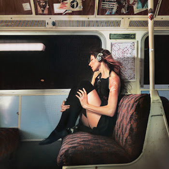 Caroline Polachek Spring Is Coming With A Strawberry In The Mouth Скачать mp3