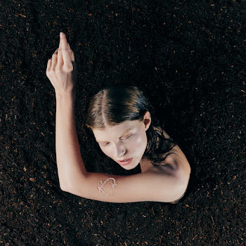 Elke Hide In Heaven Скачать mp3