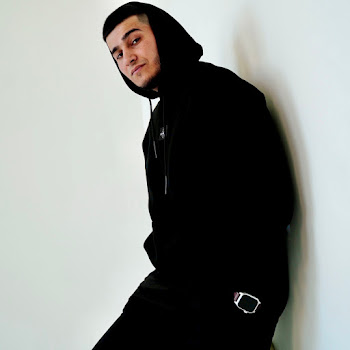 Лицо Под-Капюшоном Рваные Раны Скачать mp3