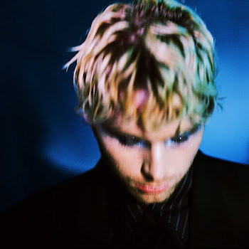 Luke Hemmings Shakes Скачать mp3