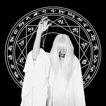 Mr.kitty After Dark Скачать mp3