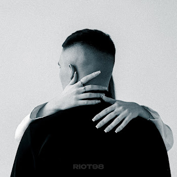 Riot98 Озабоченная Скачать mp3